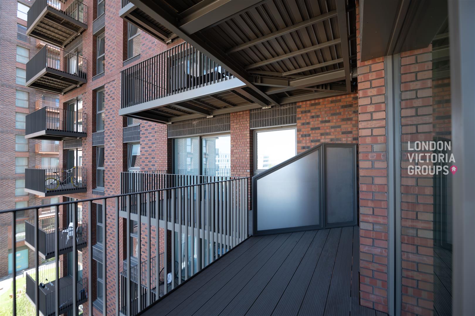Waterview House, 12 Quay Walk, London